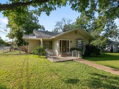 110 S Olive St, Fredericksburg, TX, 78624