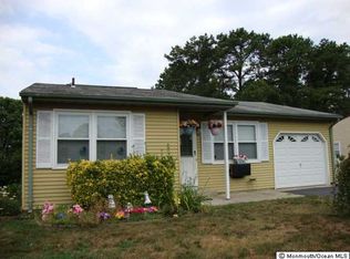 59 S Chestnut Ave, Manchester Township, NJ 08759