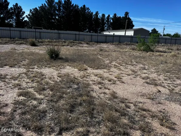 15865 Ponce De Leon Dr, Fabens, TX 79838