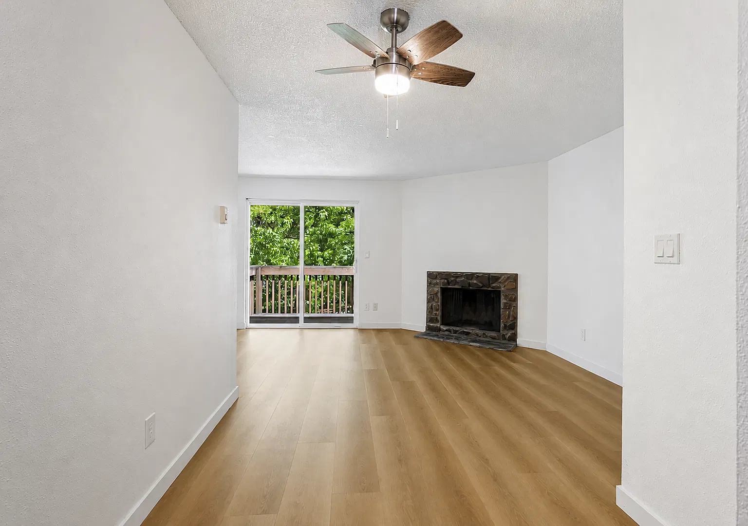 12180SW Calico — Photo 4