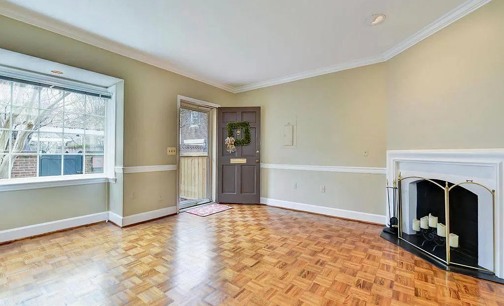 2 bed, 924 sqft, $3,500 — Photo 4