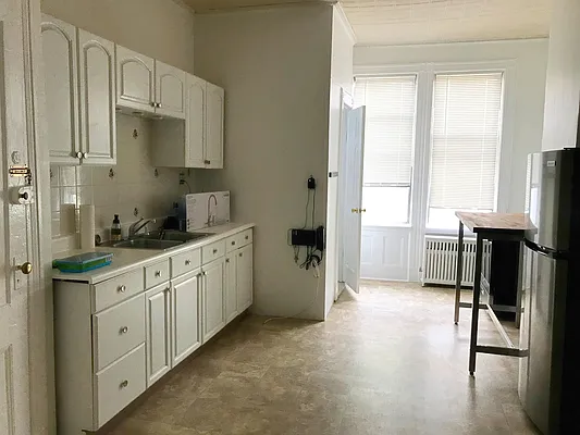 Rented by Northside Plaza Inc. | media 9