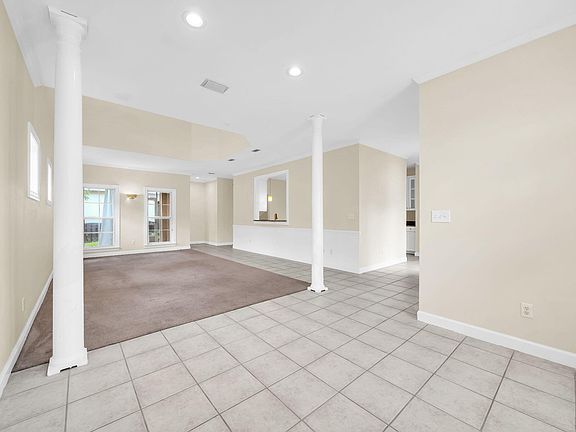 5th image of 107 Mantero Way