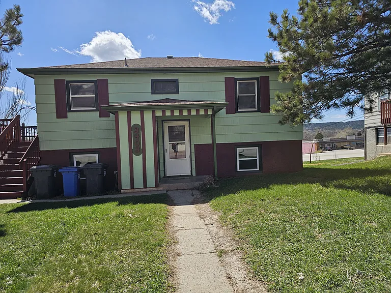 3403 1/2 W Rapid St — Photo 1