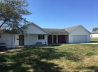 1724 10th St, Danville, IN 46122