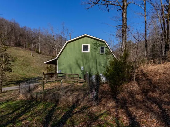 1236 Buckeye Rd, Fayetteville, TN 37334