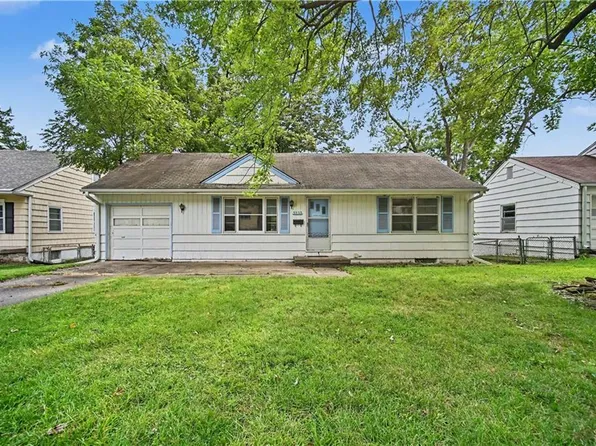 5733 Dearborn St, Mission, KS 66202