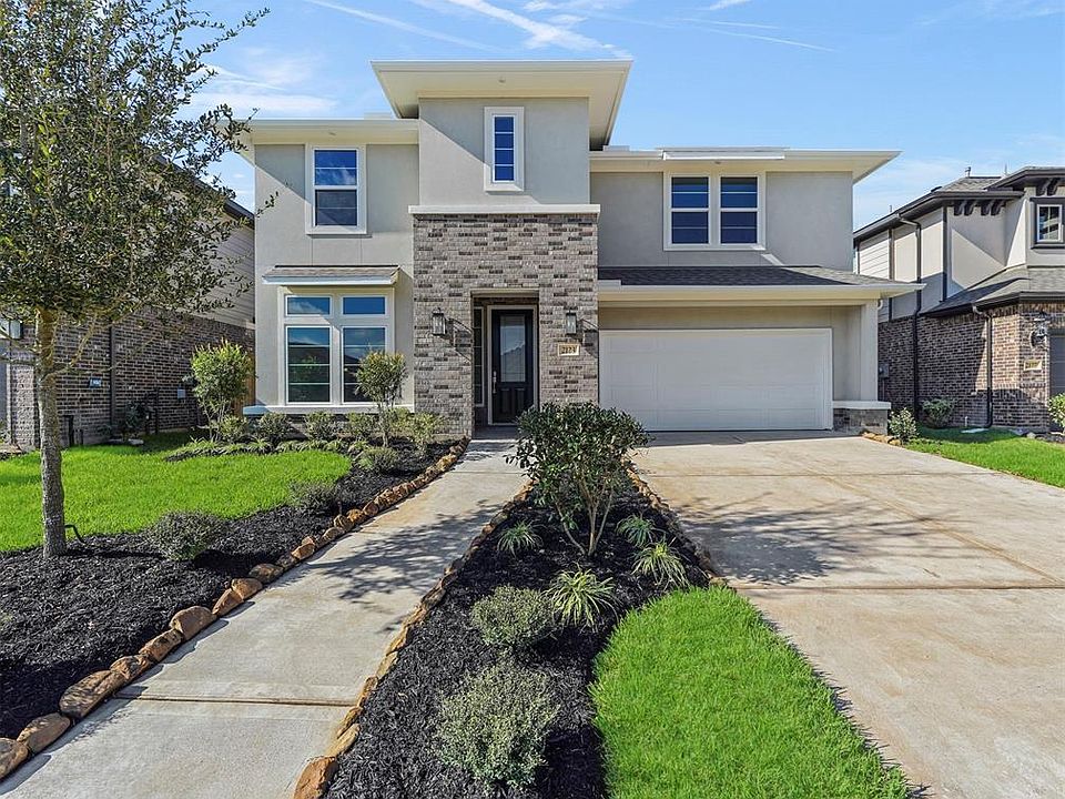 1st image of 2123 Amelia Way