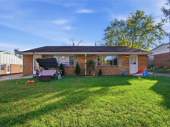 1520 Lynnfield Dr, Dayton, OH 45429