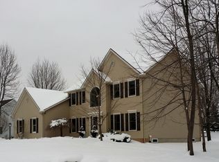 7749 Rolling Ridge Dr, Manlius, NY 13104