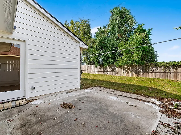 5530 Oak Falls Dr — Photo 36
