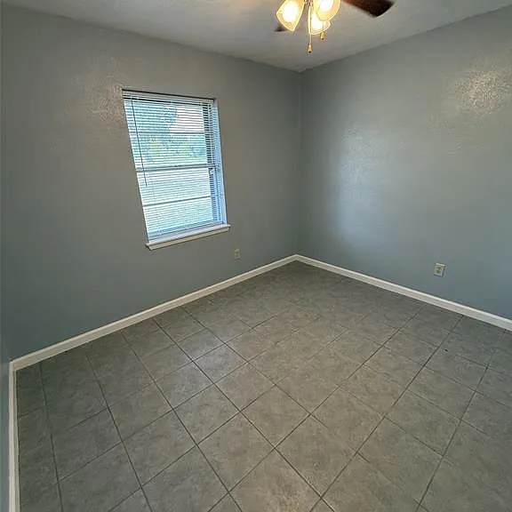 940 West Ln #243 — Photo 18