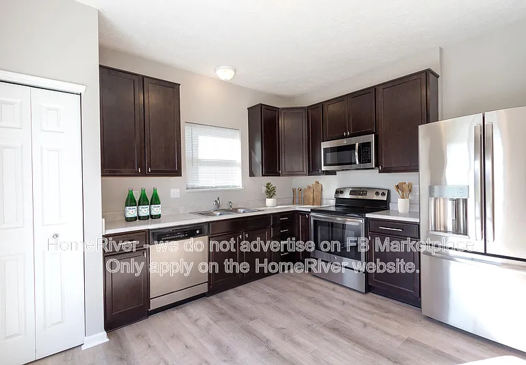 7905 Housefinch Ln — Photo 6