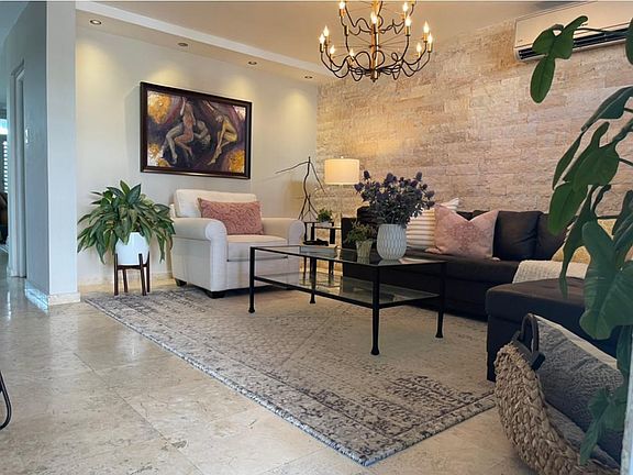 Entrance main living room