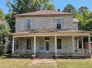211 E Main St, Whitakers, NC 27891