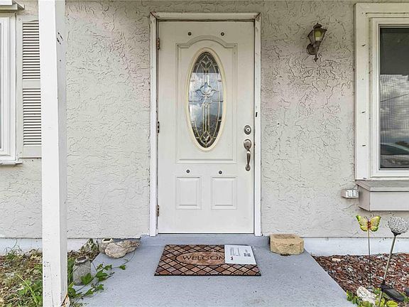2nd image of 20550 EDGEWATER DRIVE