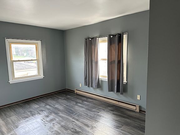 3rd image of 1600 2nd St #3