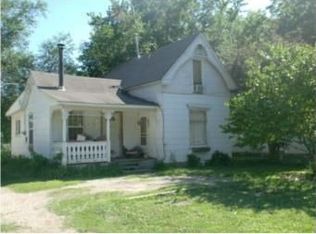 311 W 5th St, Waverly, KS 66871