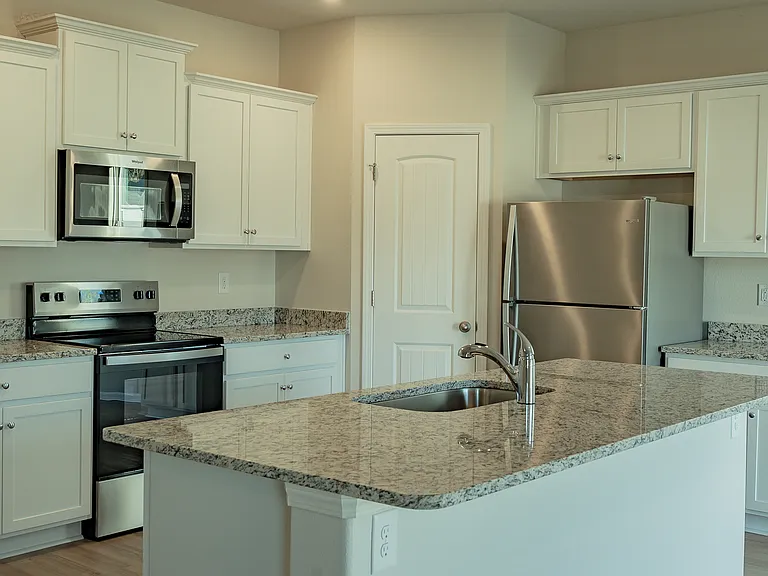 2242 Transatlantic Ave — Photo 9