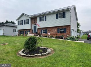 10474 Mapleton Rd, Shippensburg, PA 17257