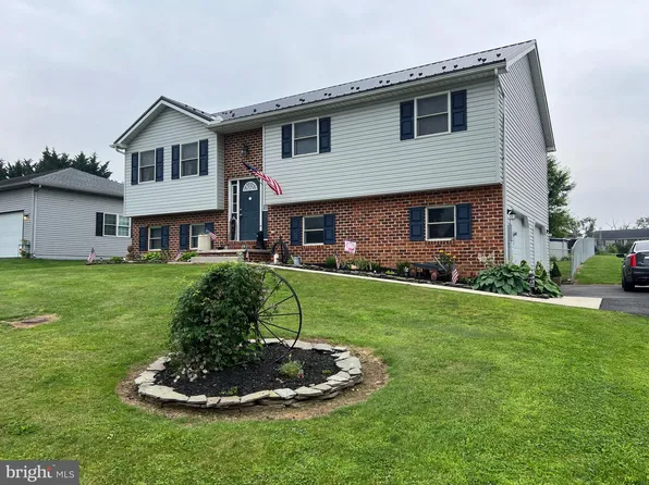 10474 Mapleton Rd, Shippensburg, PA 17257