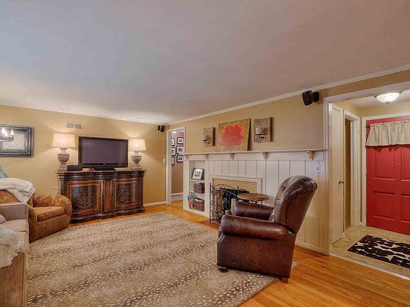 5th image of 4122 W 72nd Ter