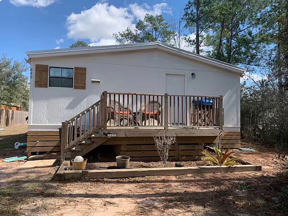 2nd image of 449 McDaniels Fishcamp Rd