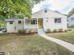 2717 Navarre Dr, Chevy Chase, MD 20815