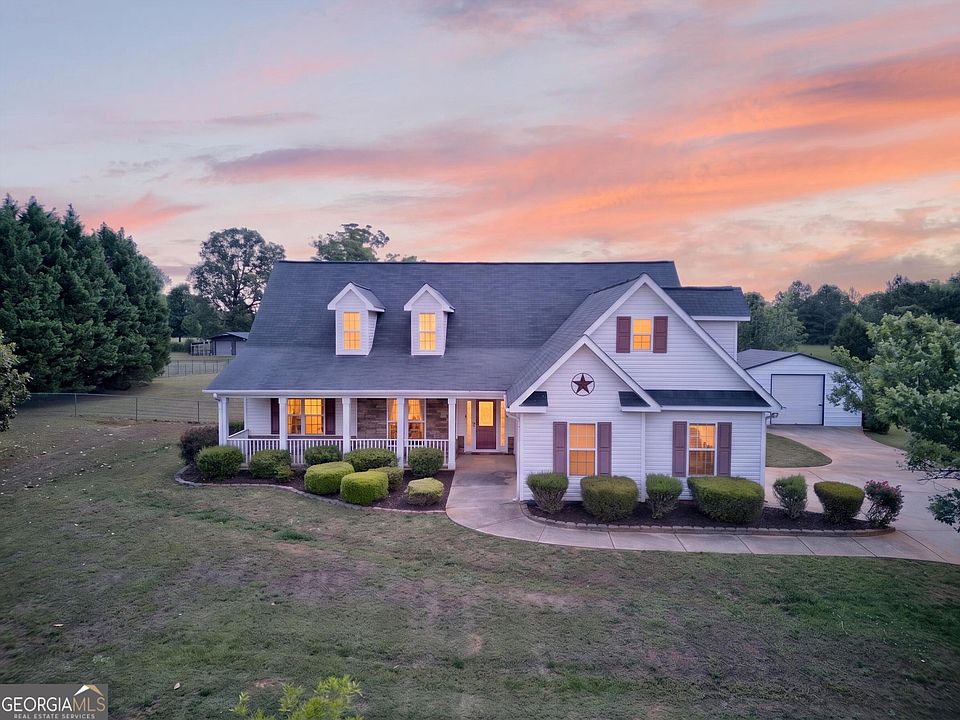 1st image of 735 Irish Hill Dr