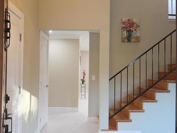 3rd image of 4881 Popejoy Ct