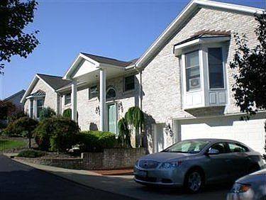 1st image of 34 Blue Lantern Dr #34