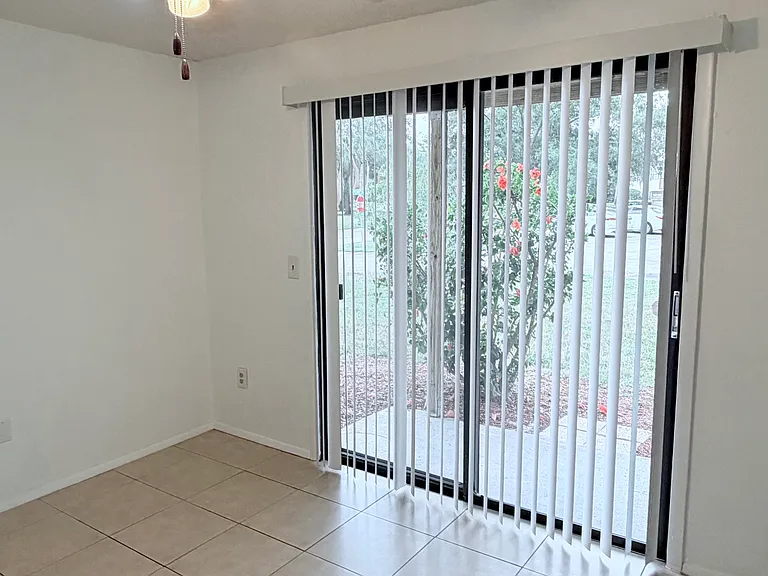 131 Sabal Ct #E — Photo 3