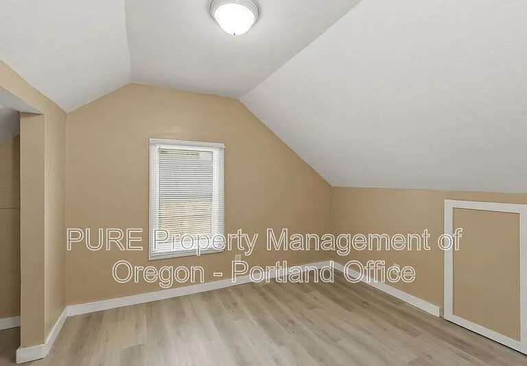 6320 NE Simpson St — Photo 14