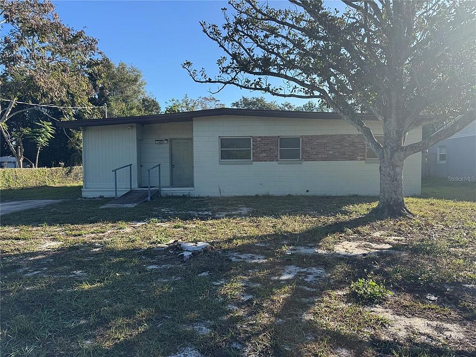 1st image of 1400 Palm Dr