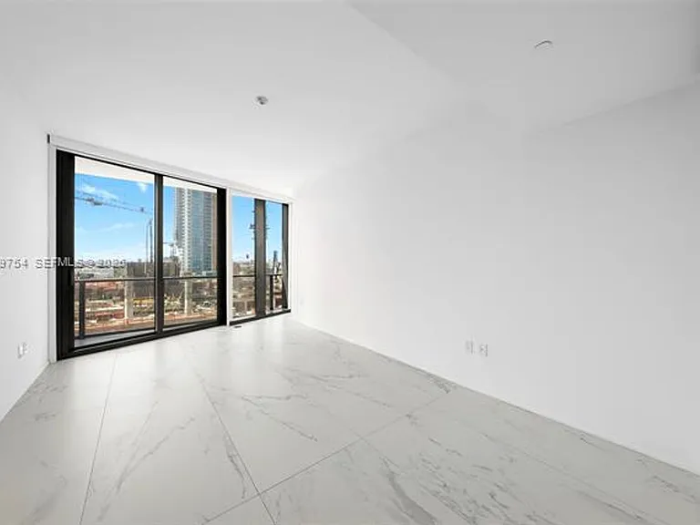 1000 Biscayne Blvd #1201 — Photo 47