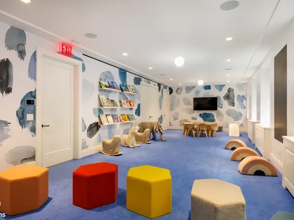 225 West 86th Street image 17 of 20