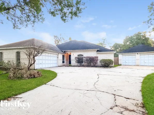 15806 Afore Dr, Crosby, TX 77532