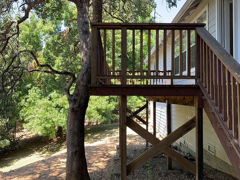 3756 Rosita Dr — Photo 31