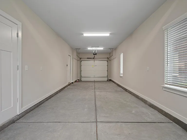 4201 Bryant Terraces Dr — Photo 22