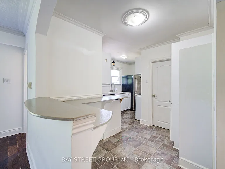 1421 Old Green Ln — Photo 14