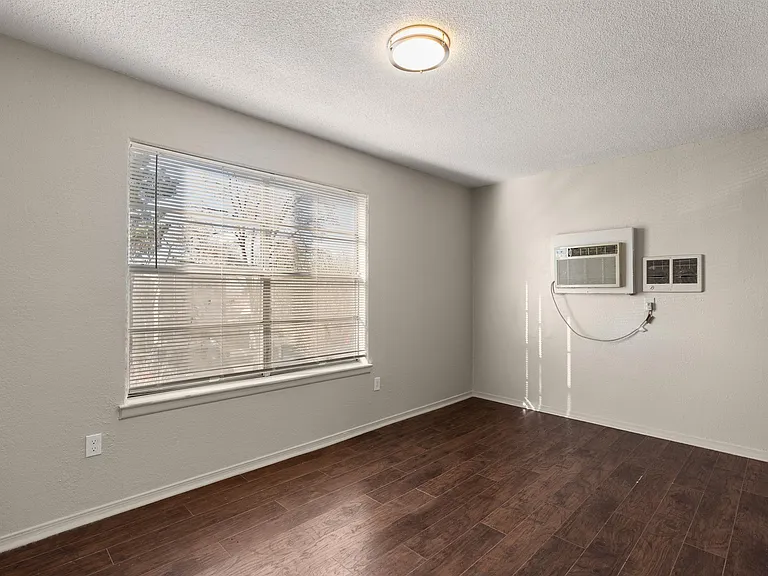 2800 Vail Ave SE #124 — Photo 5