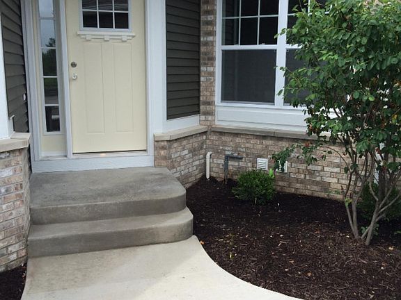 2nd image of 10108 S Crossroad Cir SE #7