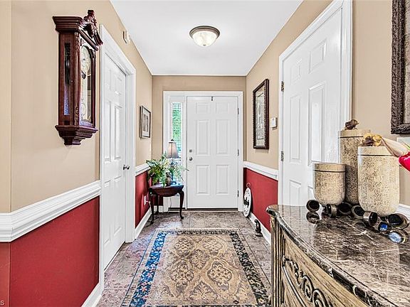 2nd image of 117 Ridge Lndg