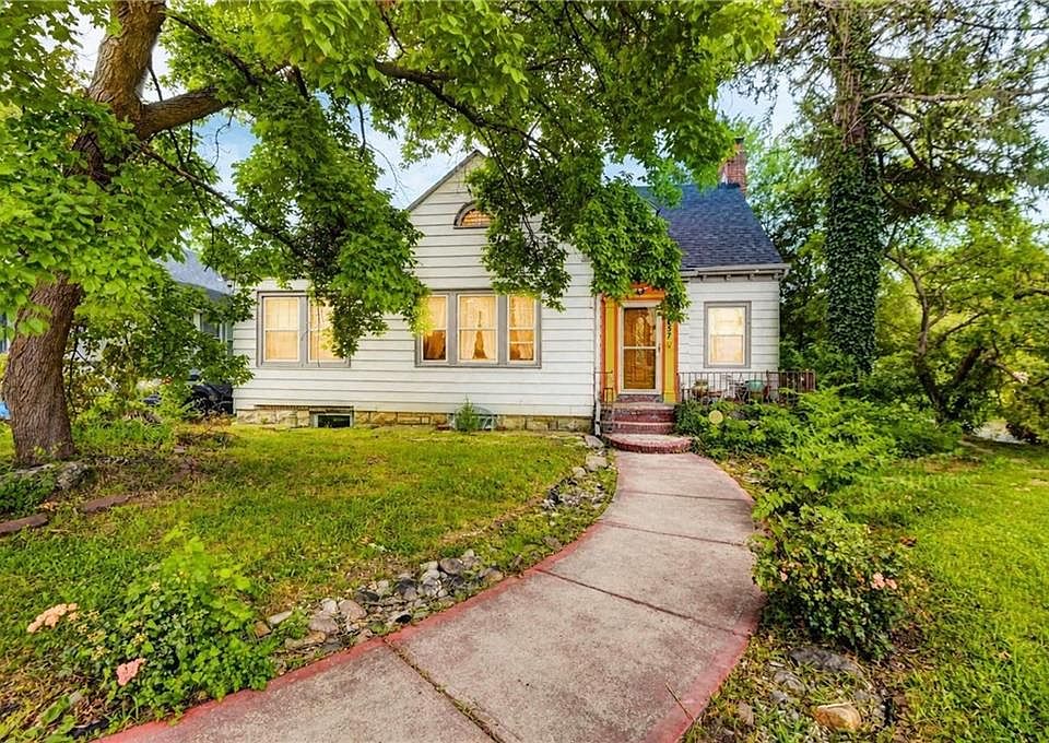 1st image of 2657 Minnesota Ave