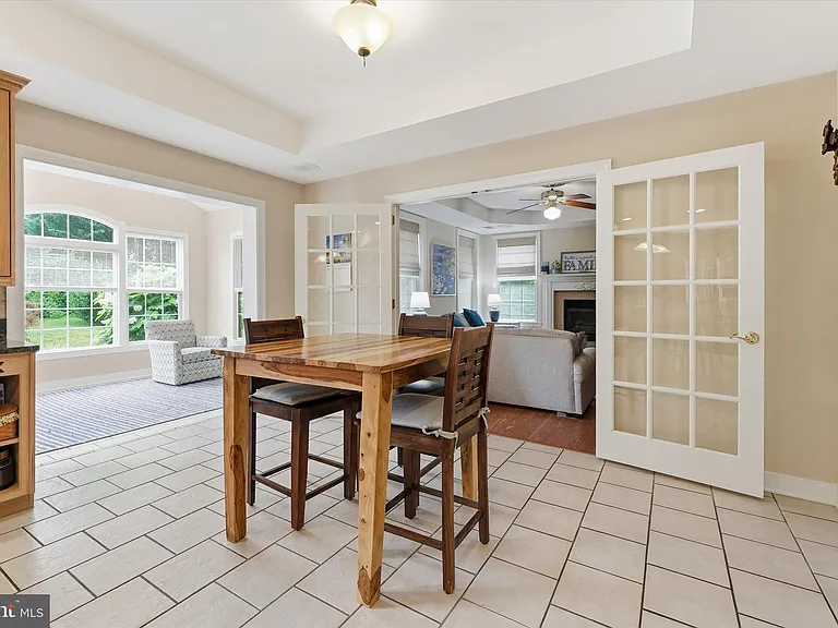 11406 Rolling Green Pl — Photo 17