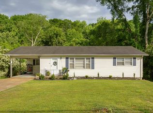 602 Sweetwater Ave, Florence, AL 35630