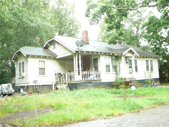 312 W Hampton St, Anderson, SC 29624