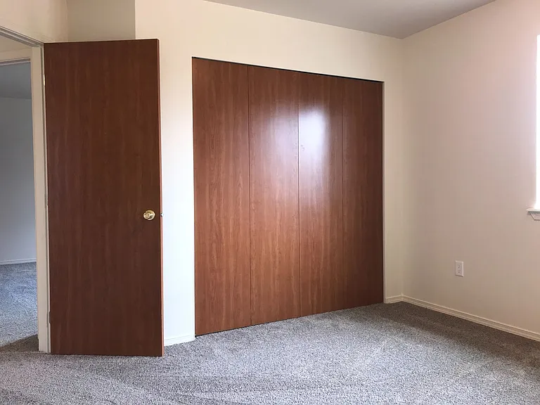 613 S Locust Ln #A — Photo 10