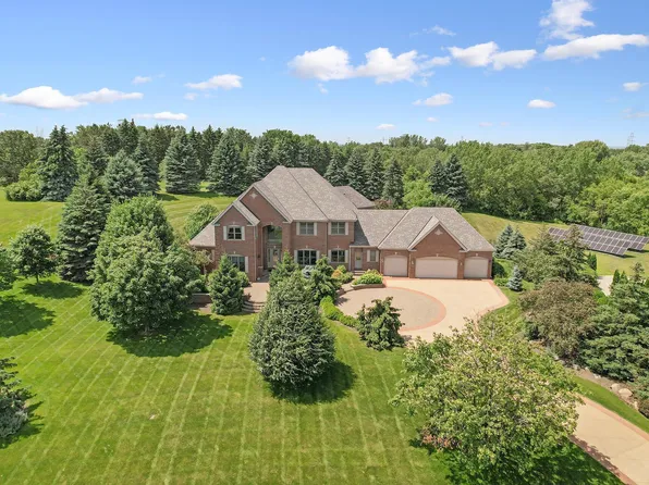 11125 Alameda Ave, Inver Grove Heights, MN 55077