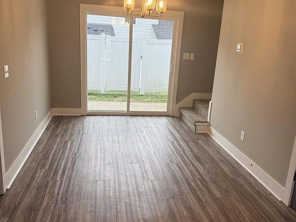 4th image of 1911 Windhelm Dr